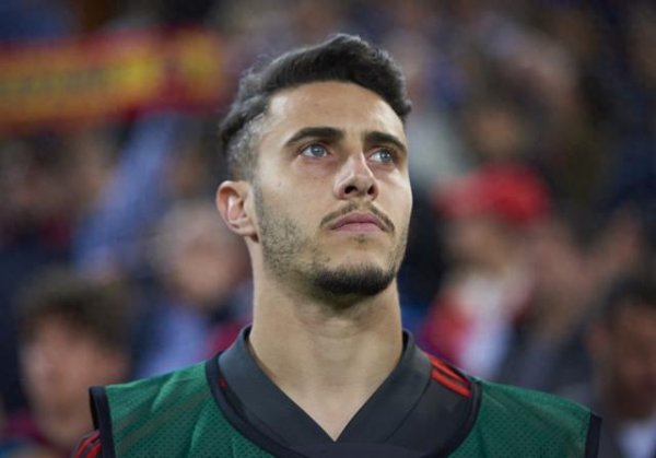 专业在线股票配资交易平台 法媒: 瓦伦西亚租借+选择性买断报价埃尔莫索, 罗马想要强制买断